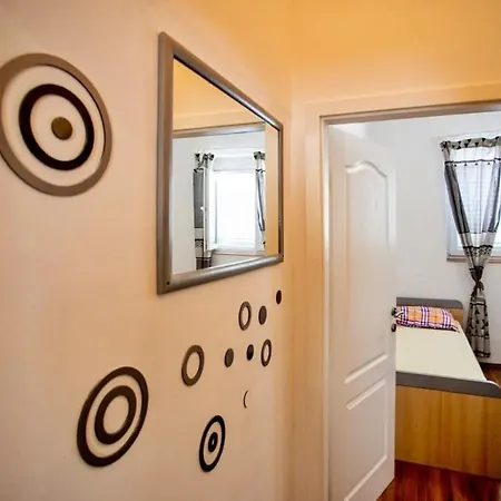 Apartment Punta 2 *