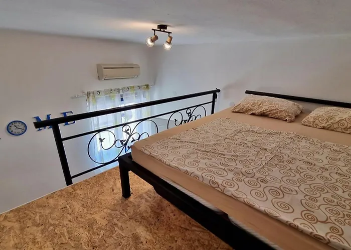 아파트 Punta 2 오미스